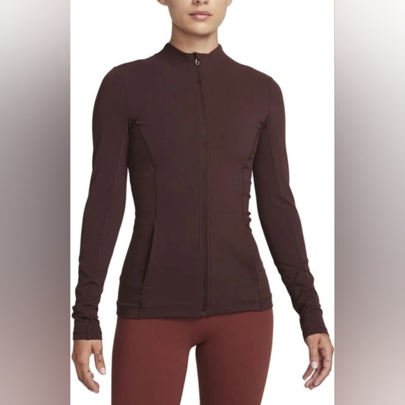 Women's Nike Yoga Dri-Fit Zip-Up Jacket - Picture 1 of 6